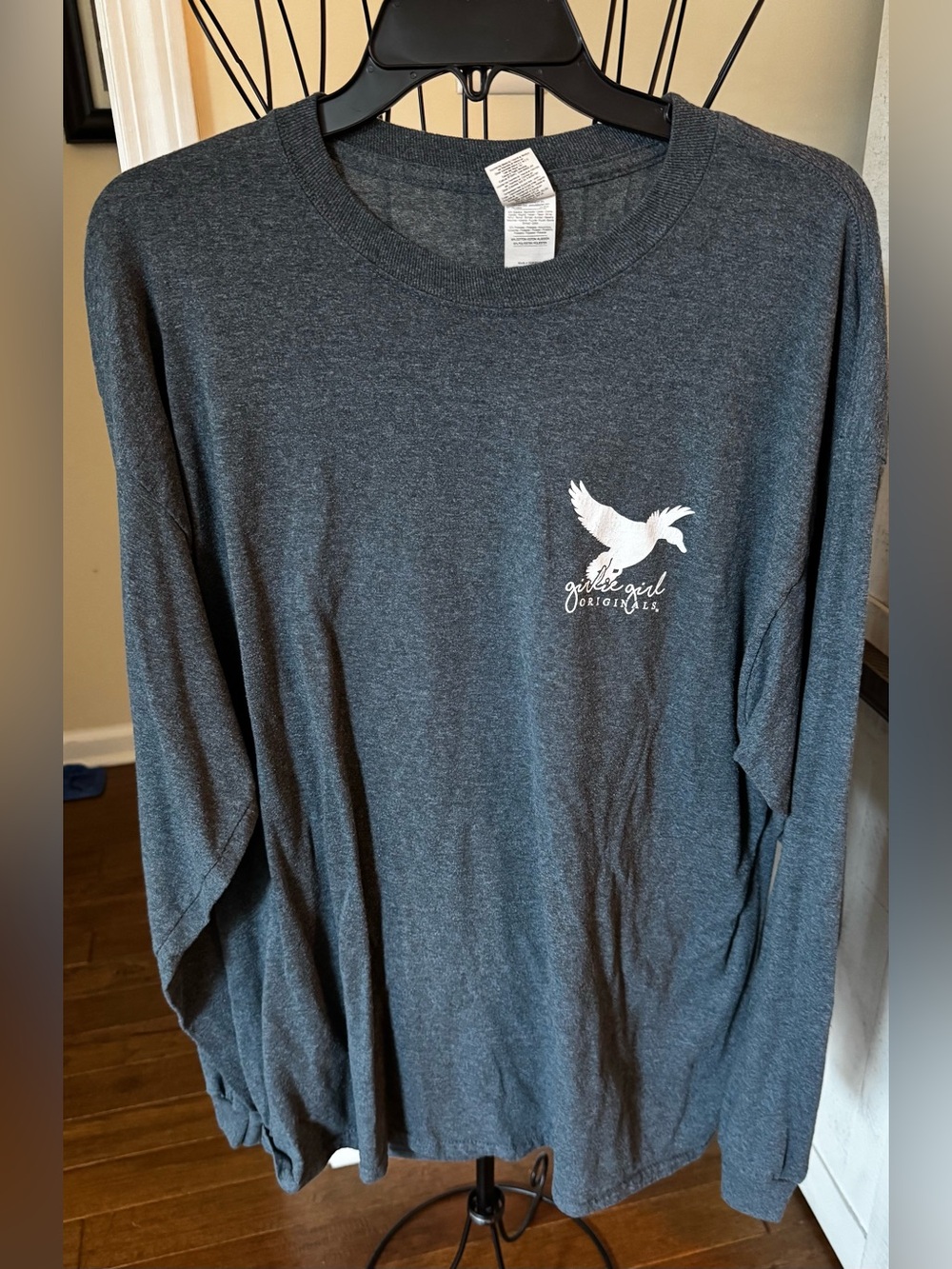 Gildan “Love me like you love duck season” Dark Gray Long Sleeve T-Shirt XL